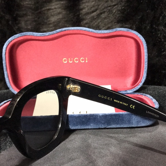 Gucci Sunglasses - Picture 5 of 7